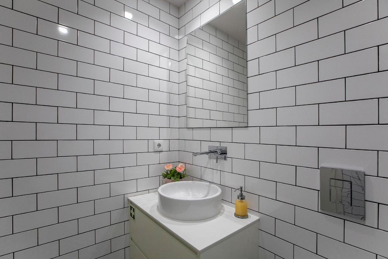 Lovelystay - 2br Flat With Ac In Duque De Loule * Porto