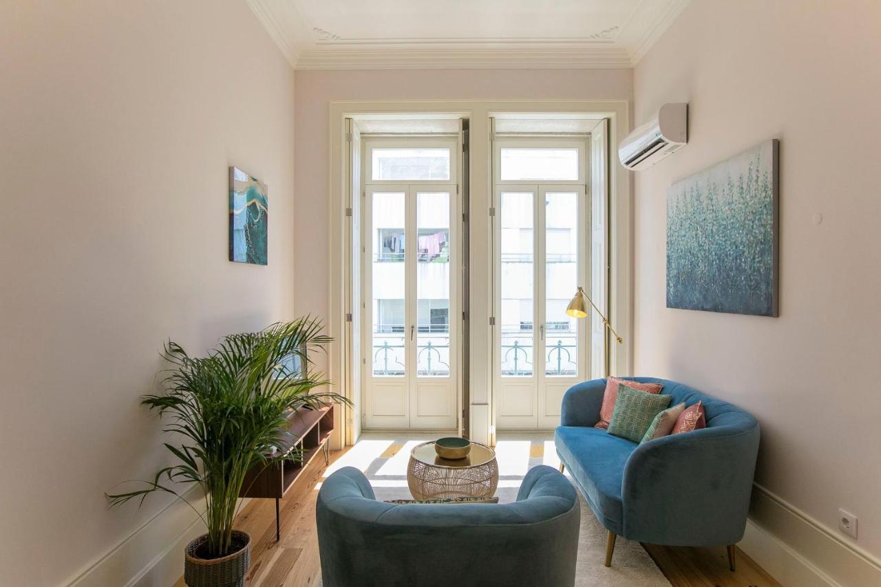 Lovelystay - 2br Flat With Ac In Duque De Loule Porto